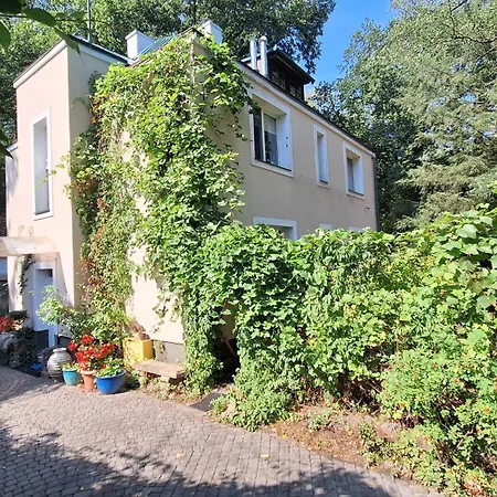 Apartament W Ogrodzie Podkowa Leśna